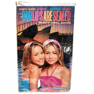 Our Lips Are Sealed VHS 2000 Clamshell Tape Mary-Kate & Ashley Olsen Vntg